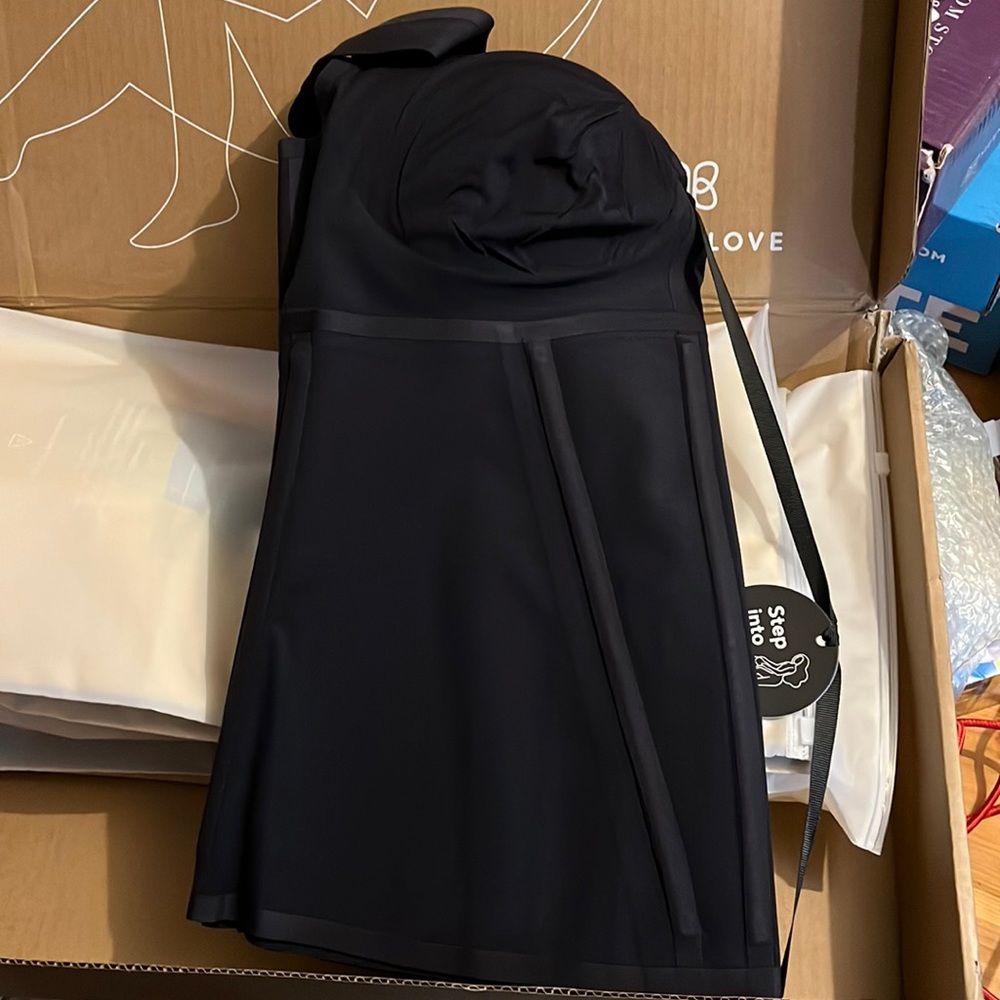 HoneyLove Boldness Tank, black size 2x